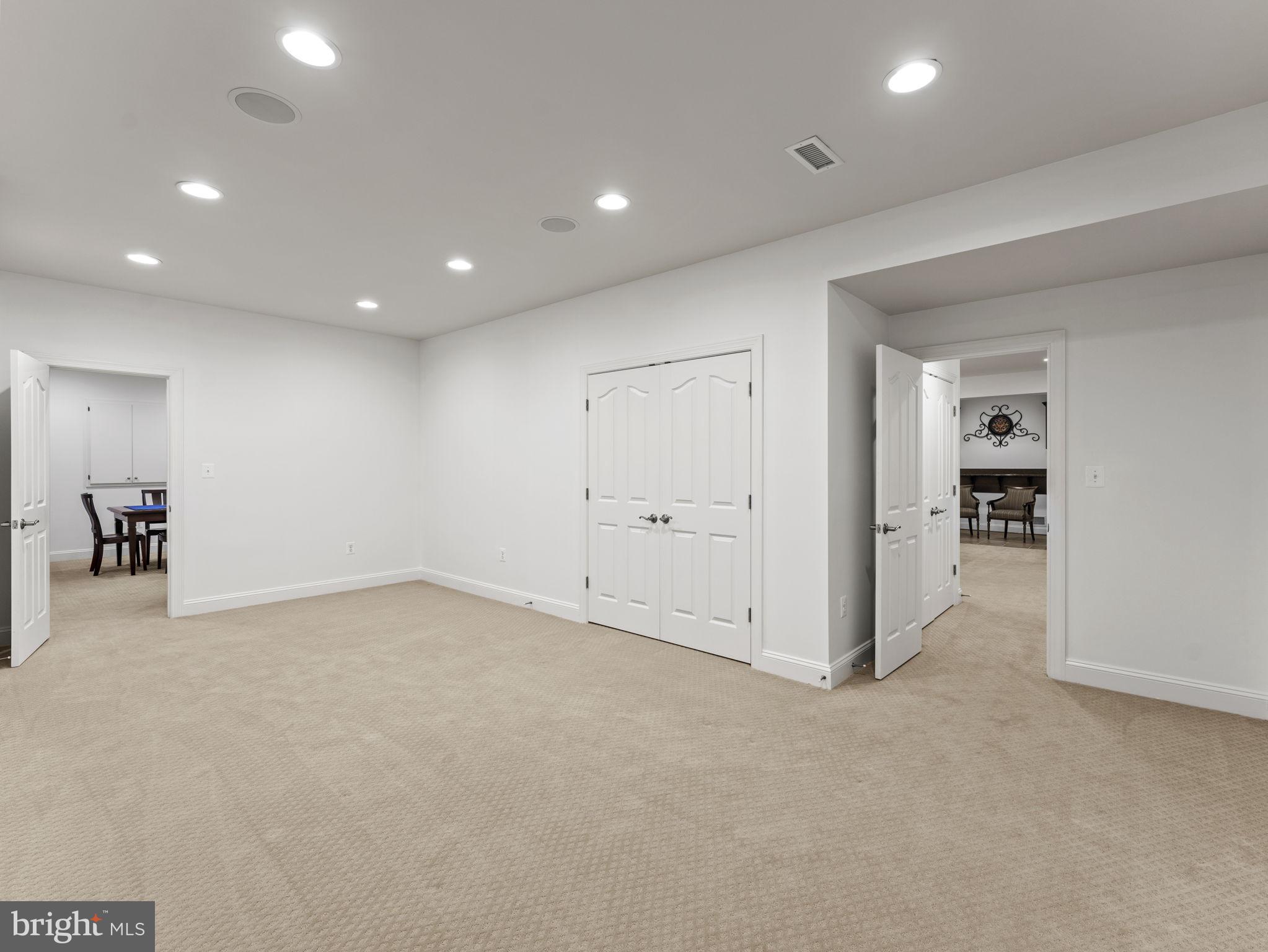 10920 MEADOW WALK LANE