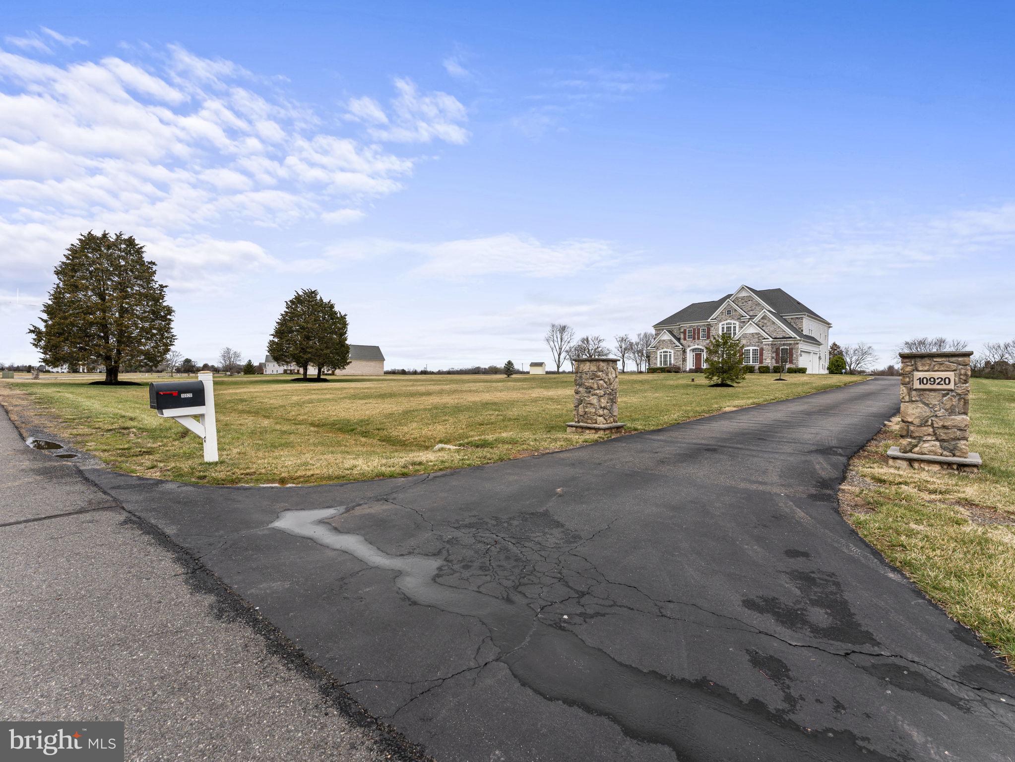 10920 MEADOW WALK LANE