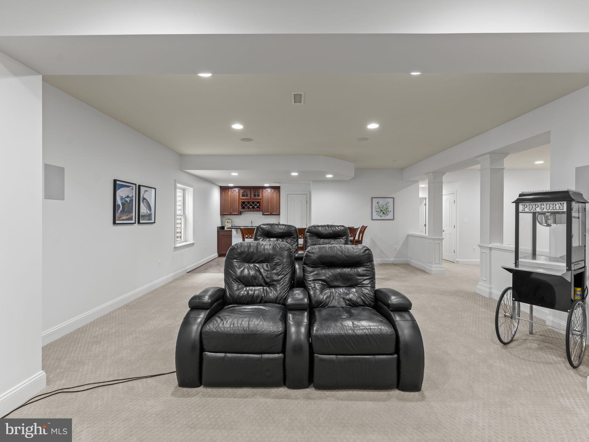 10920 MEADOW WALK LANE