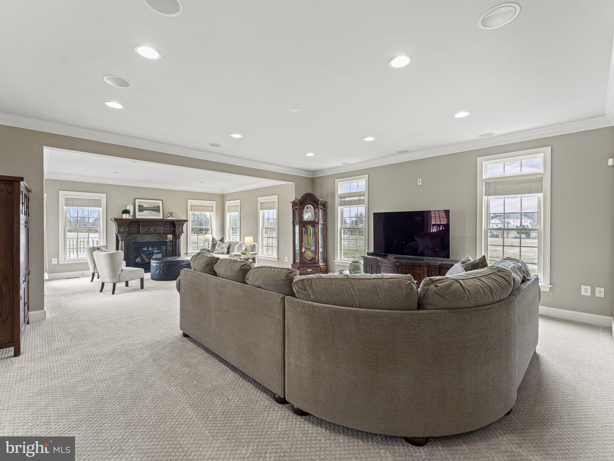 10920 MEADOW WALK LANE