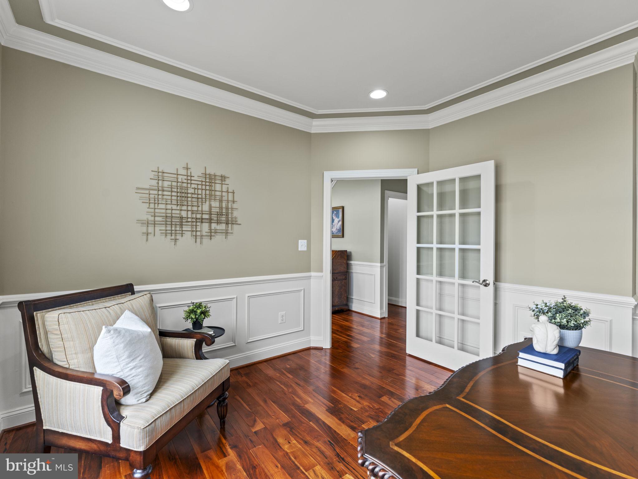 10920 MEADOW WALK LANE