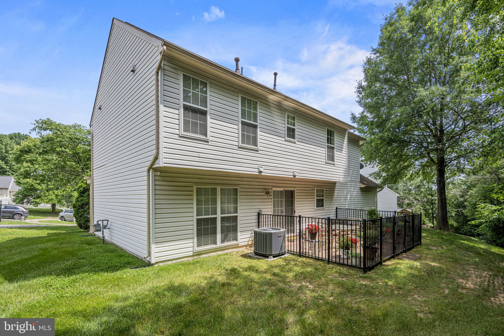 3208 JASPER HILL COURT