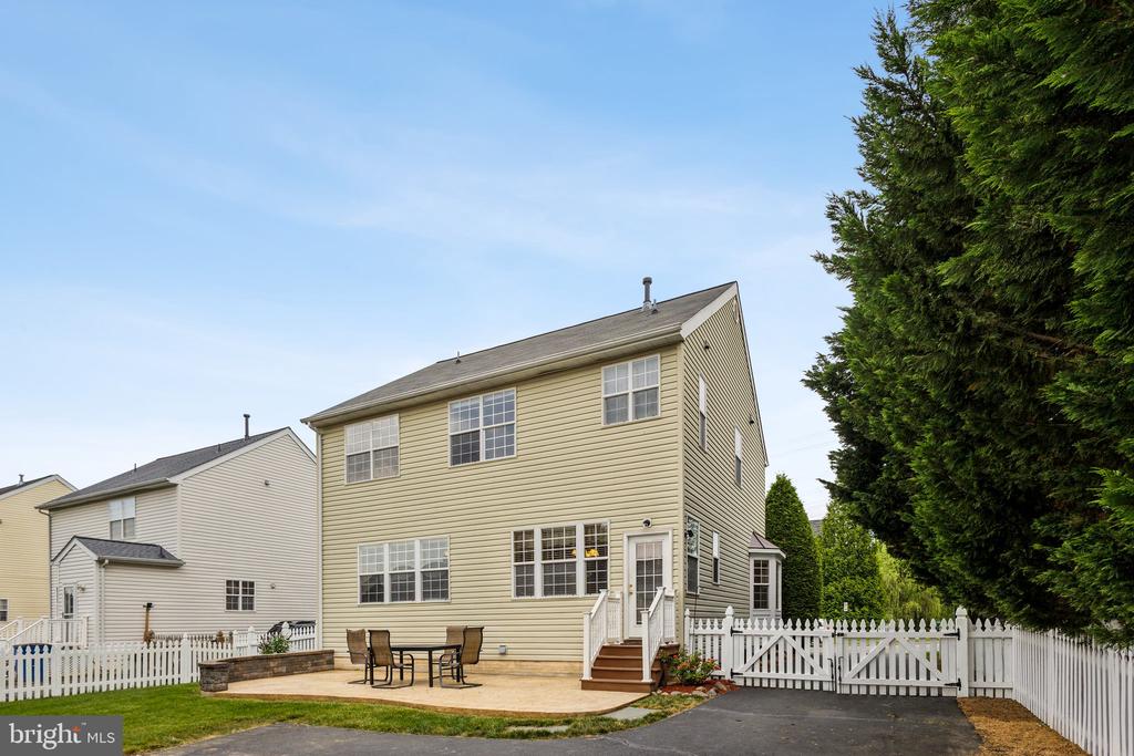 9508 DUNBLANE COURT