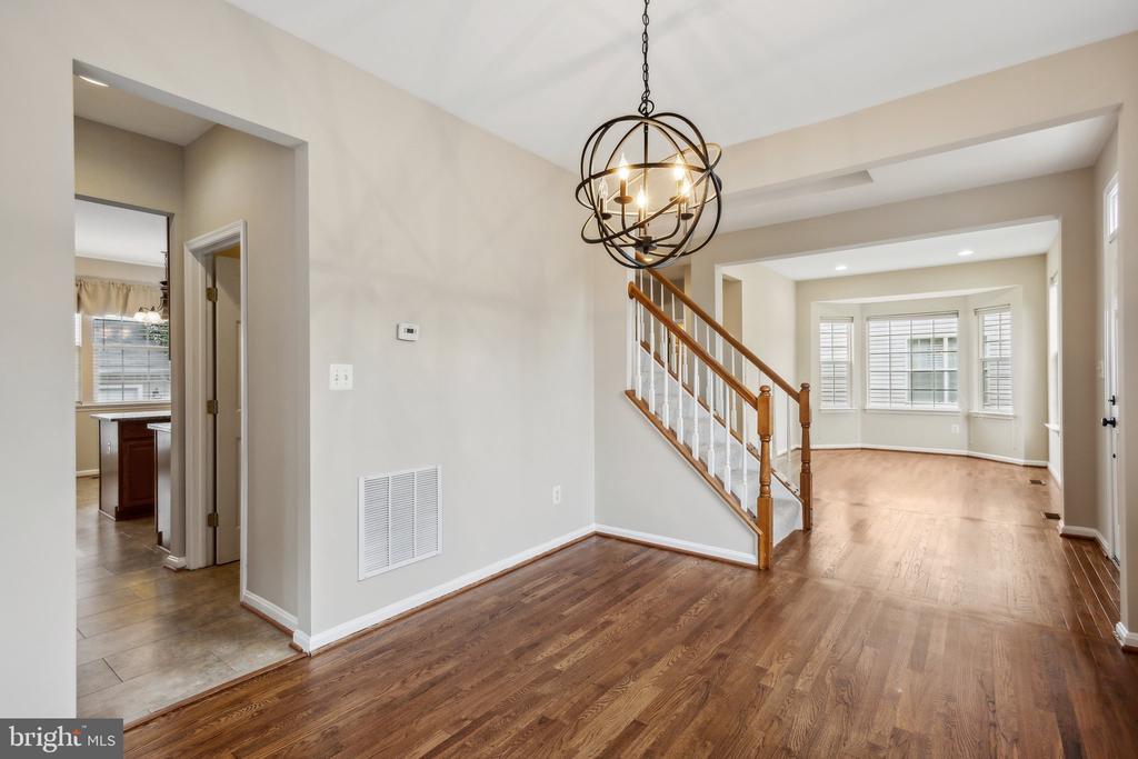 9508 DUNBLANE COURT