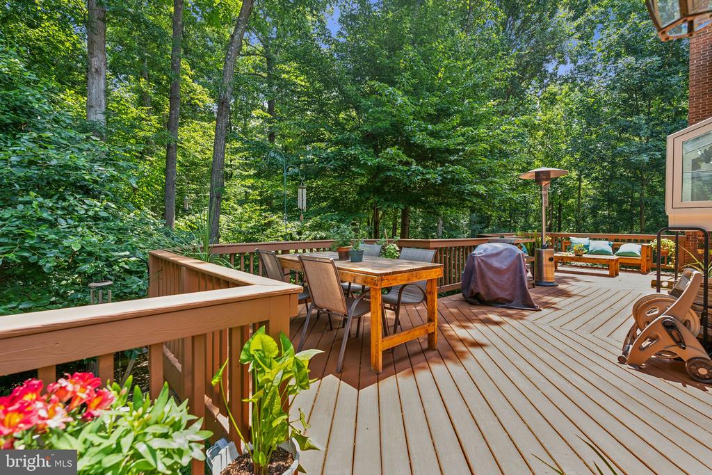 3463 WAINSCOTT PLACE