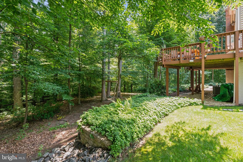 3463 WAINSCOTT PLACE