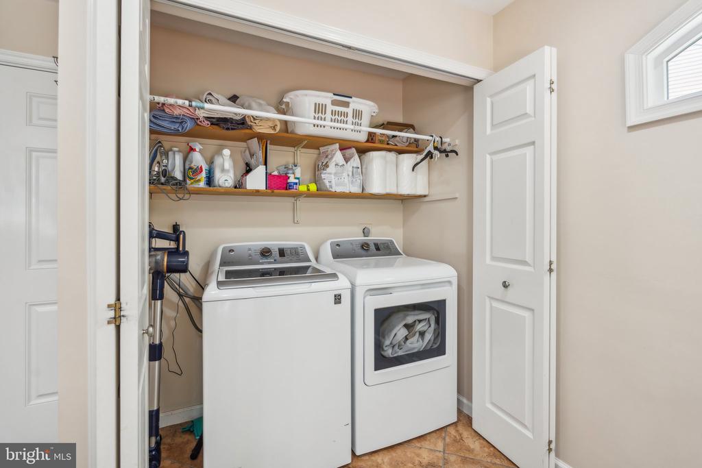 3463 WAINSCOTT PLACE