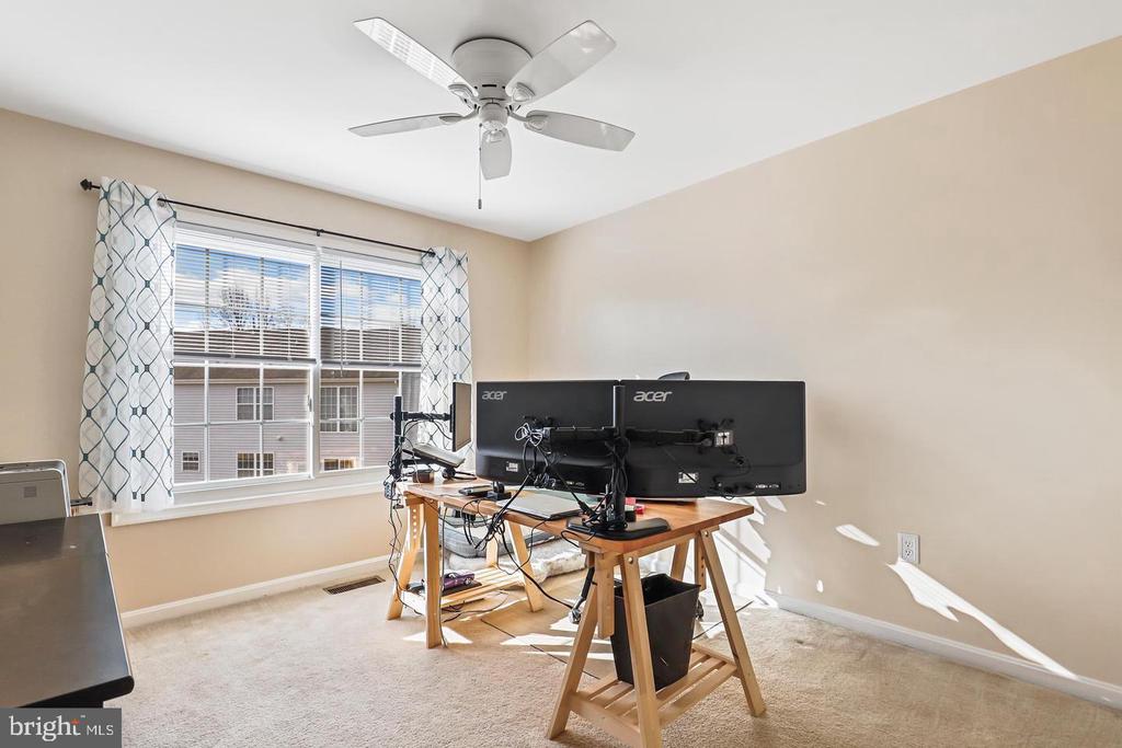 7781 SHARPSHOOTERS COURT