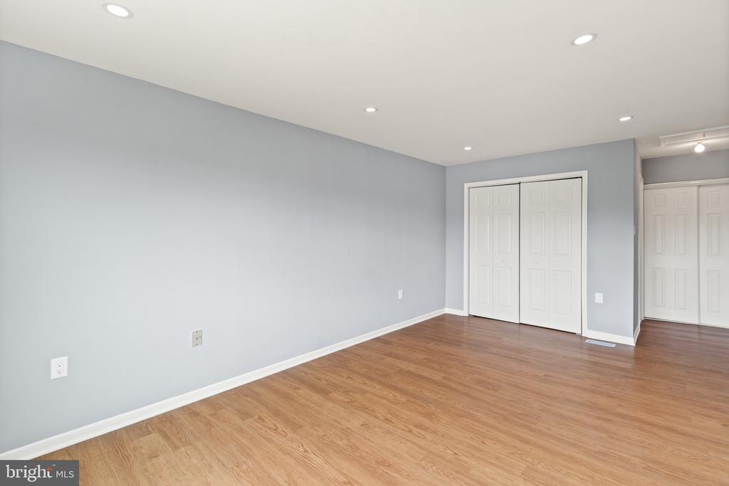 7408 ROKEBY DRIVE