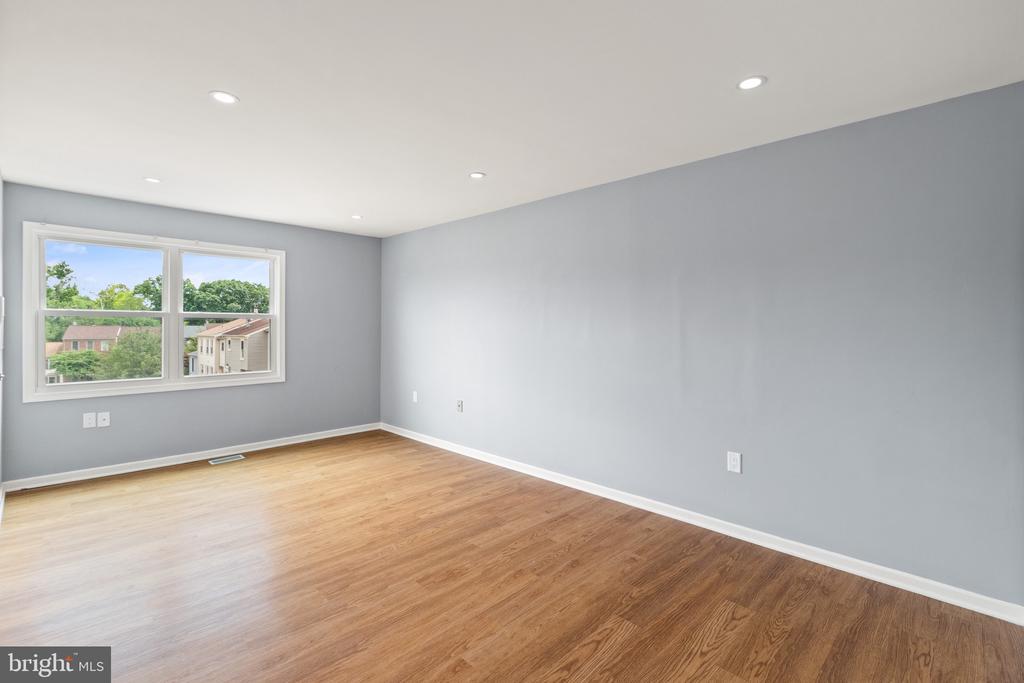 7408 ROKEBY DRIVE
