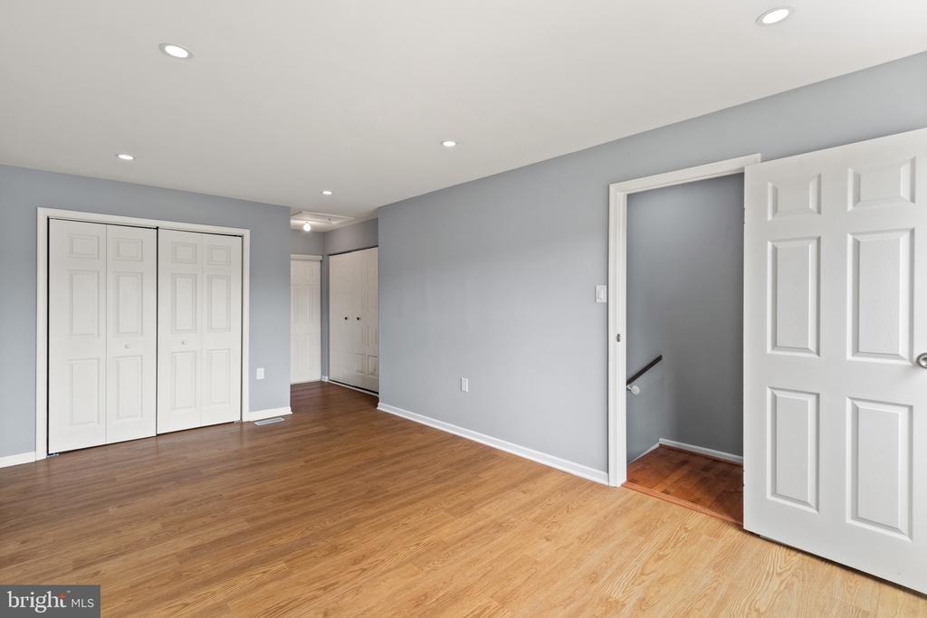 7408 ROKEBY DRIVE