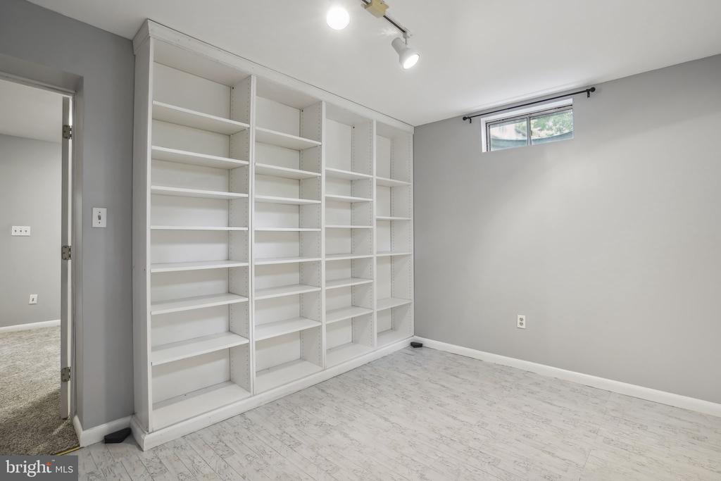 3515 SOFFIT PLACE