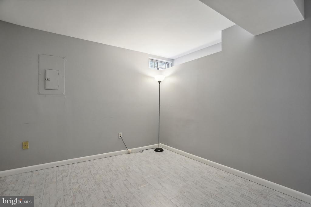 3515 SOFFIT PLACE