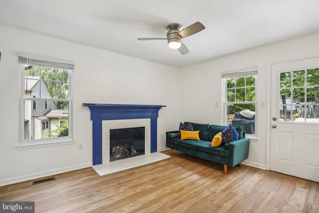 3515 SOFFIT PLACE