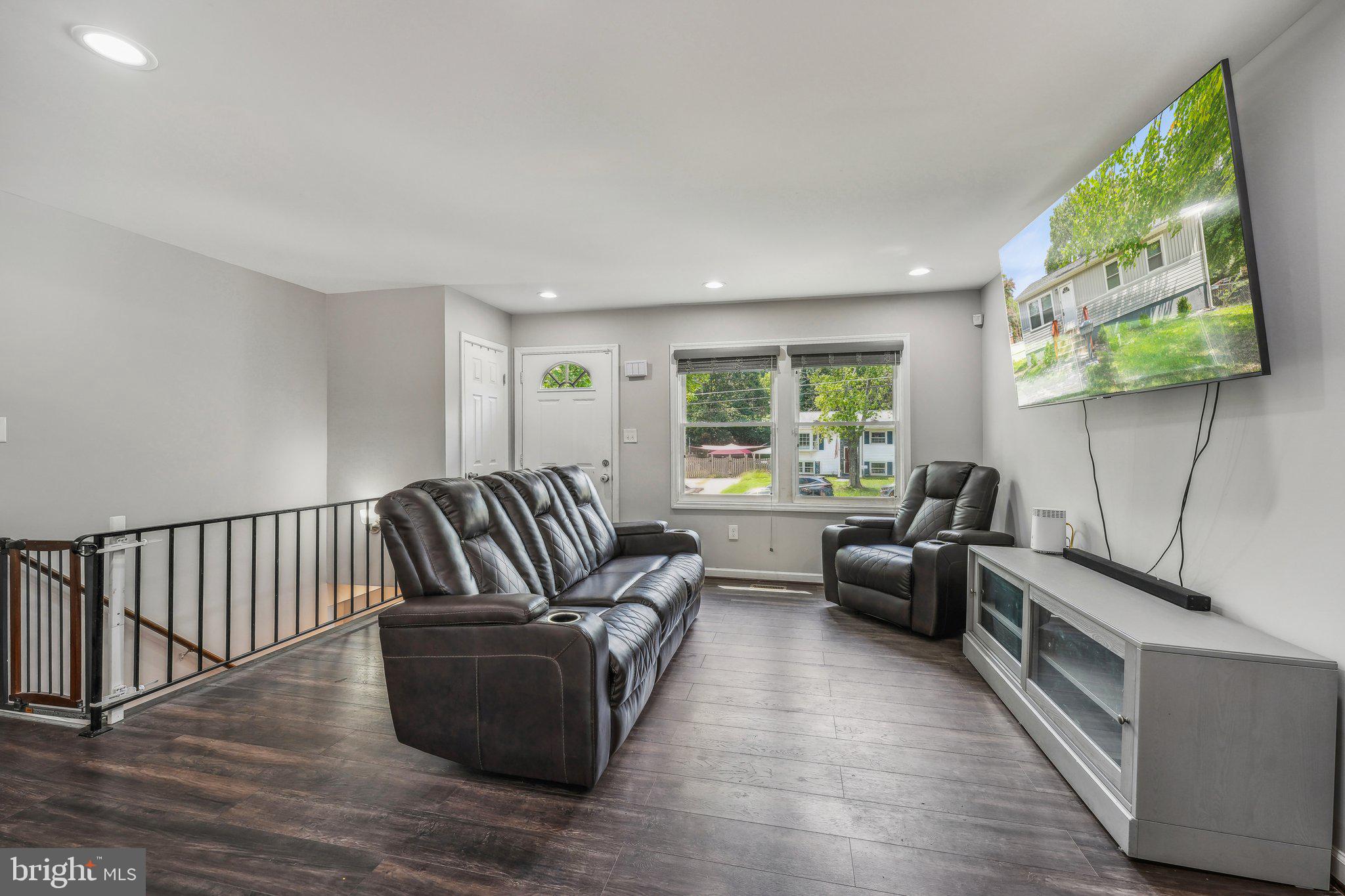 15109 ALASKA ROAD