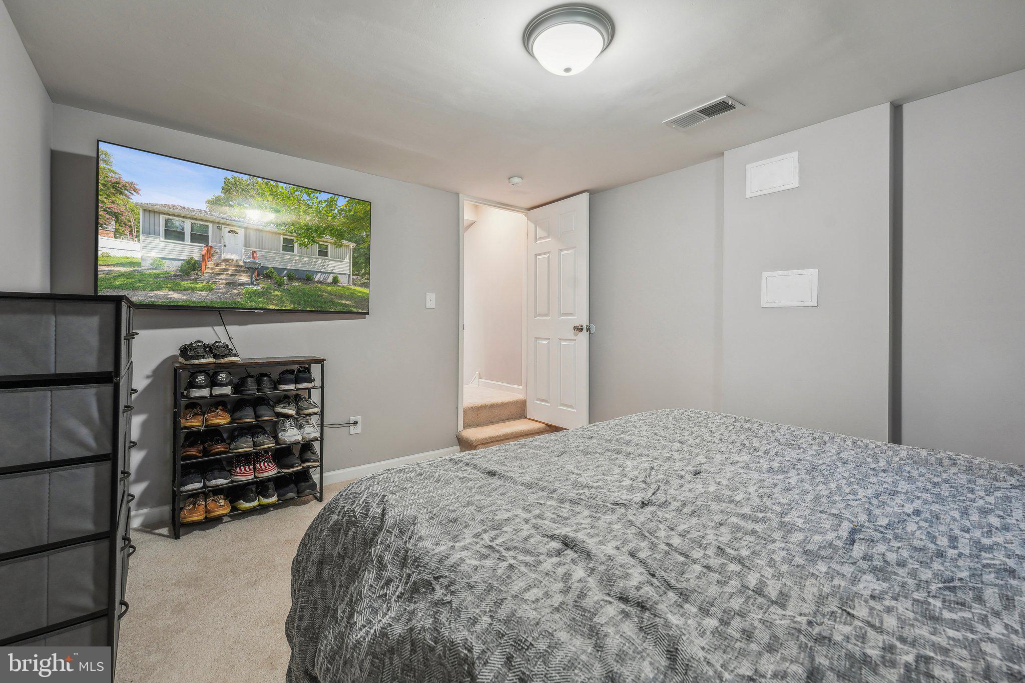 15109 ALASKA ROAD