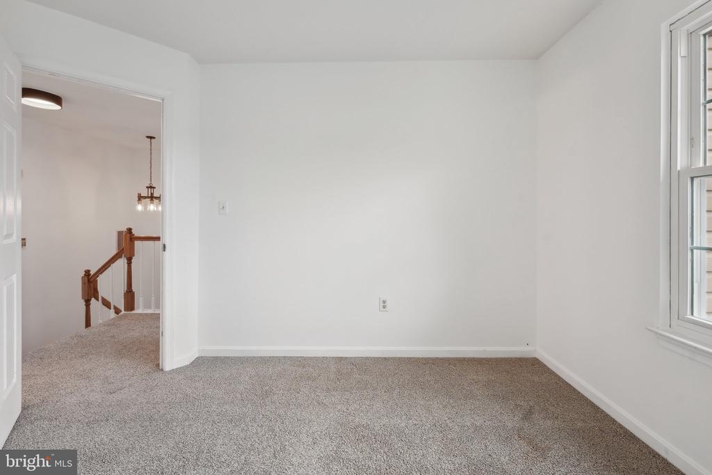 7813 FLAGER CIRCLE
