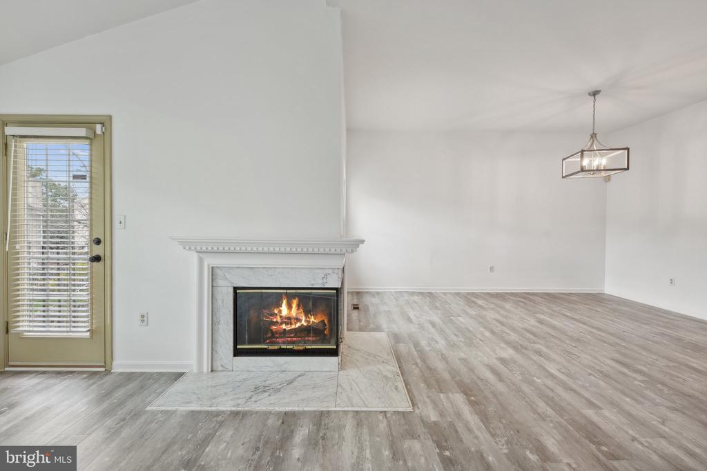 7813 FLAGER CIRCLE