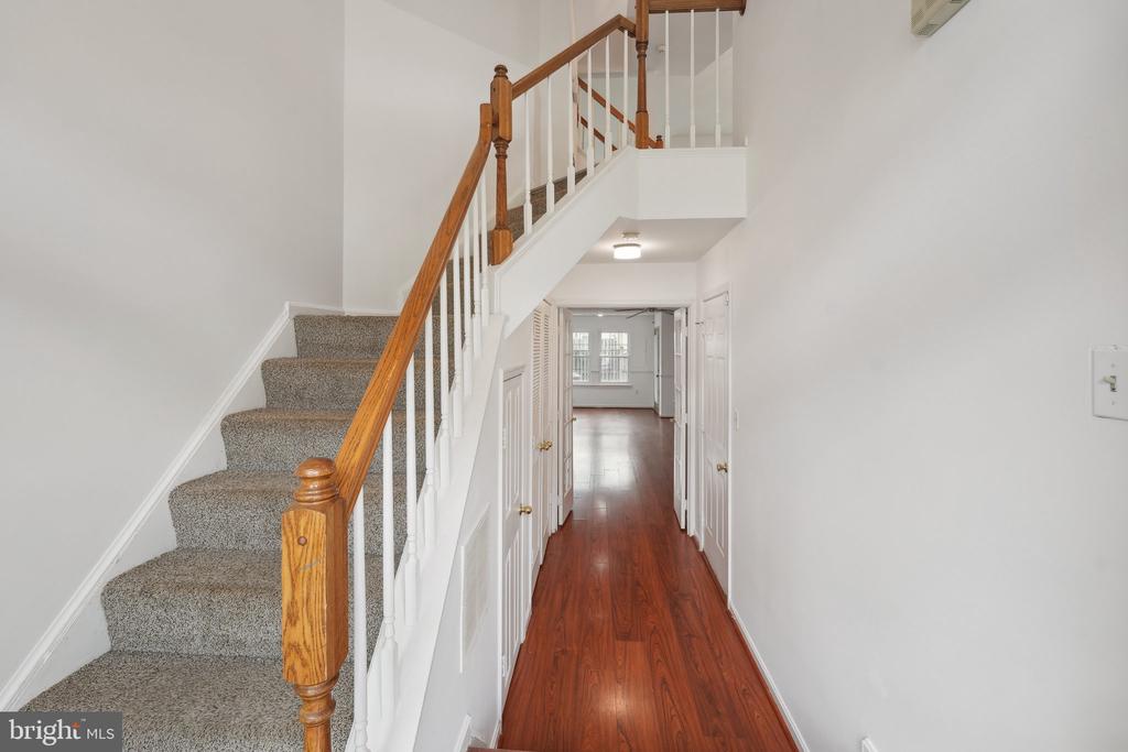 7813 FLAGER CIRCLE