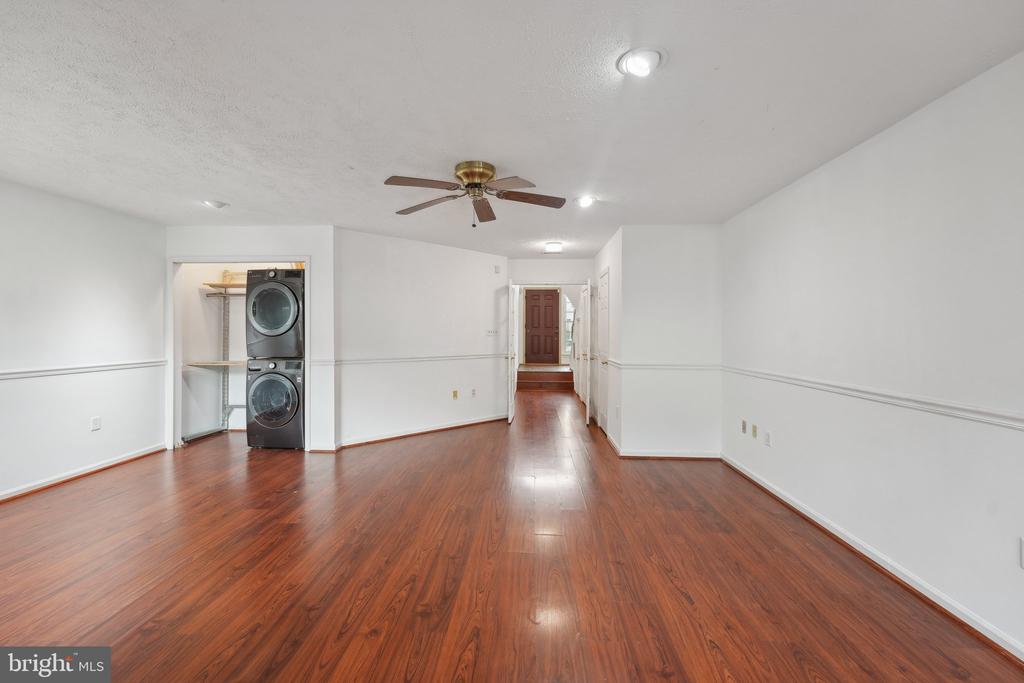 7813 FLAGER CIRCLE