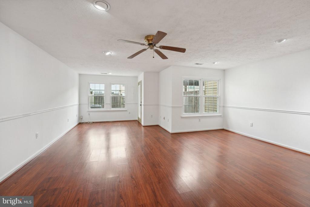 7813 FLAGER CIRCLE