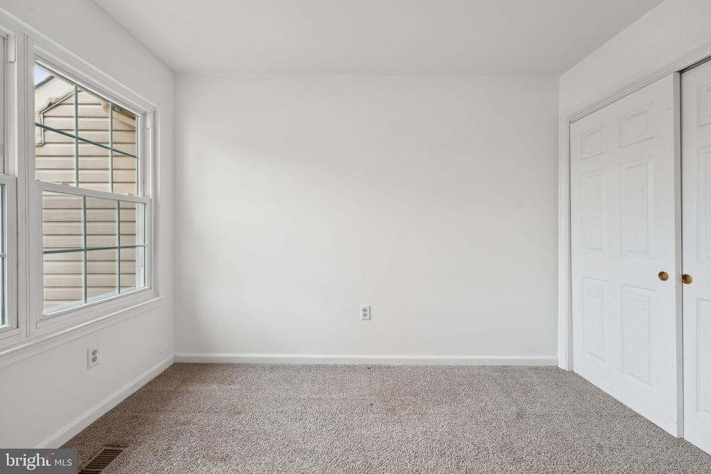 7813 FLAGER CIRCLE