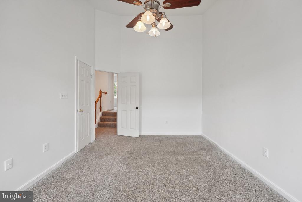 7813 FLAGER CIRCLE