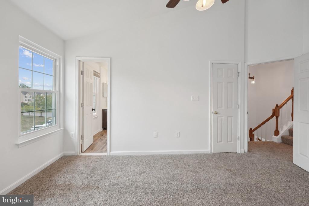 7813 FLAGER CIRCLE