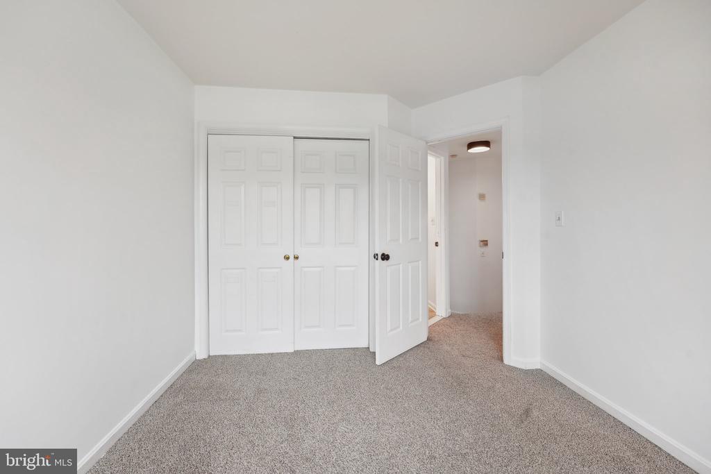 7813 FLAGER CIRCLE