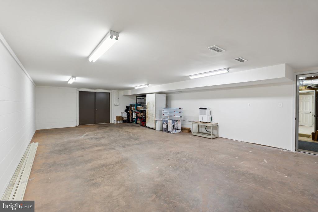 9602 HEATHER GREEN DRIVE