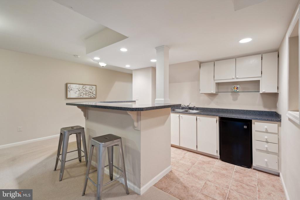 9602 HEATHER GREEN DRIVE