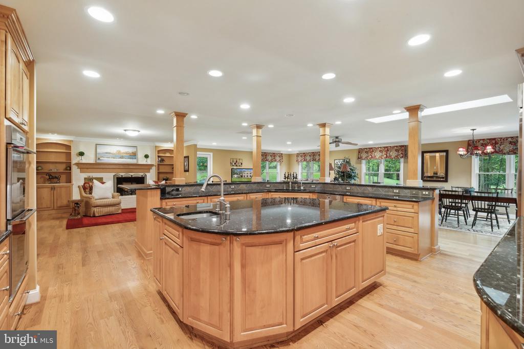9602 HEATHER GREEN DRIVE