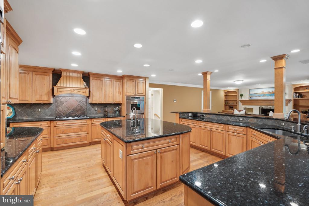 9602 HEATHER GREEN DRIVE