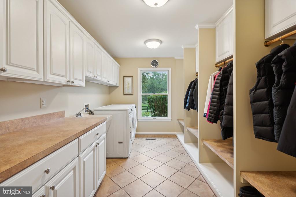 9602 HEATHER GREEN DRIVE