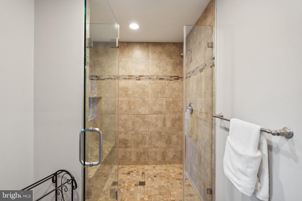 9602 HEATHER GREEN DRIVE