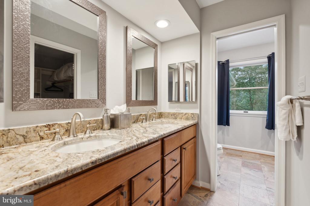 9602 HEATHER GREEN DRIVE
