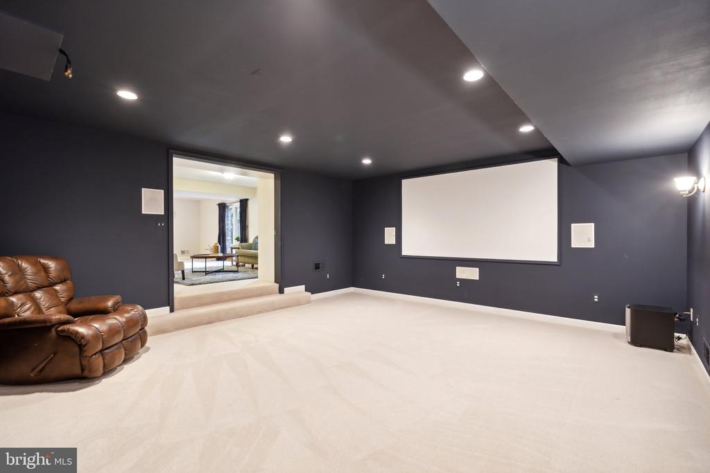 9602 HEATHER GREEN DRIVE