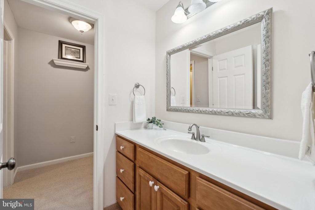 9602 HEATHER GREEN DRIVE