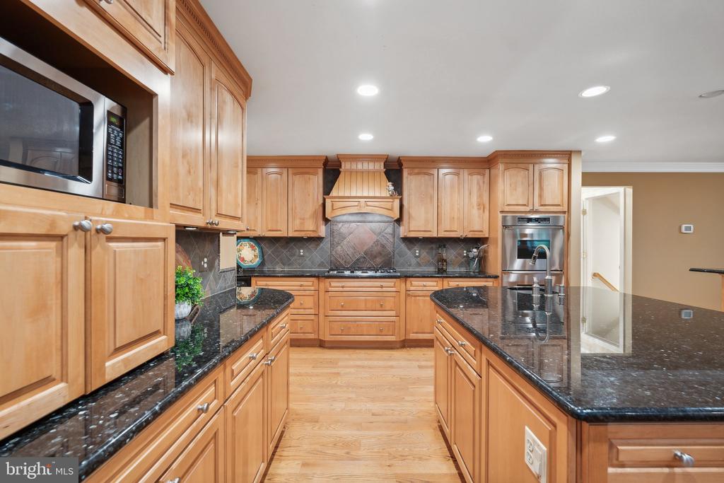 9602 HEATHER GREEN DRIVE