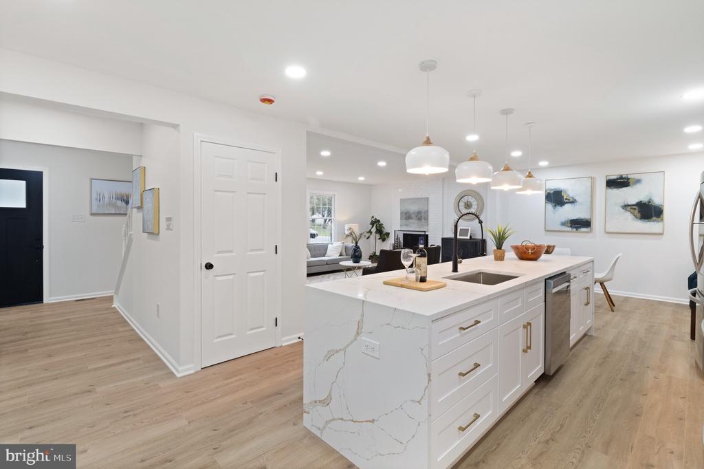 16017 INDUS DRIVE