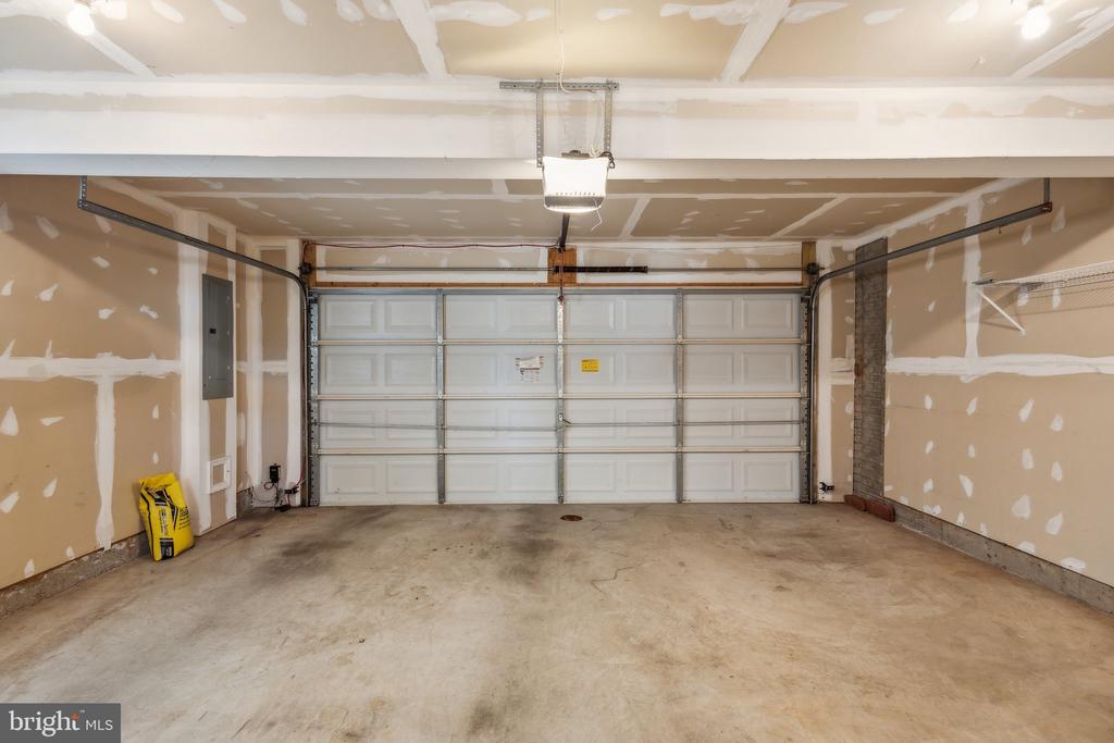 7035 TREK WAY
