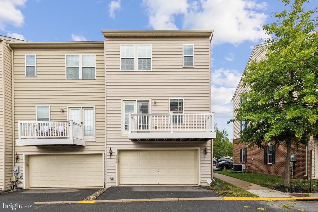 7035 TREK WAY