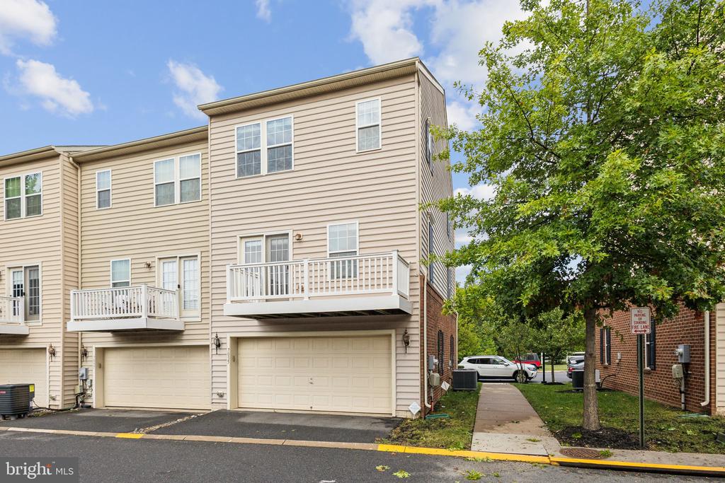 7035 TREK WAY