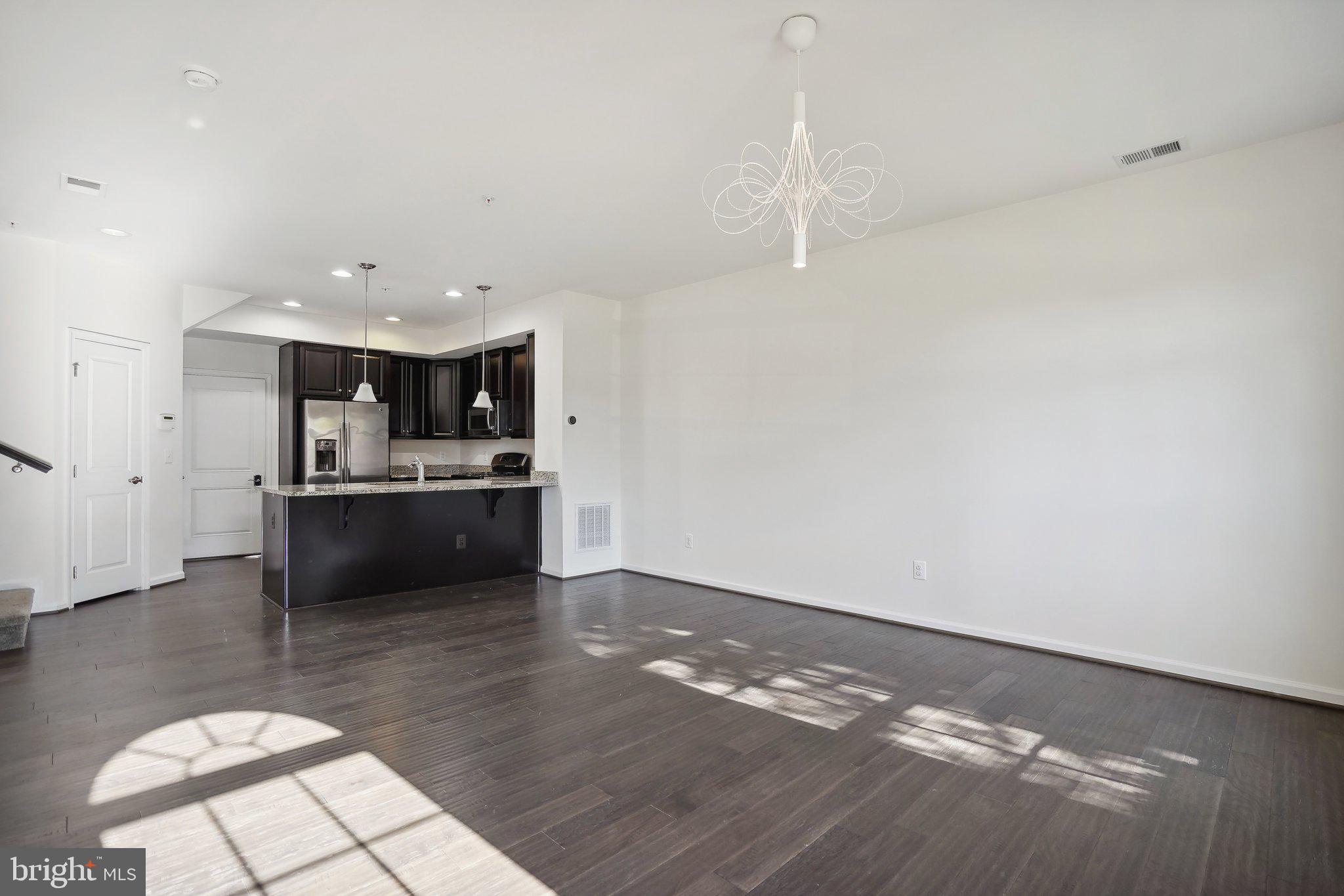 7883 CULLODEN CREST LANE