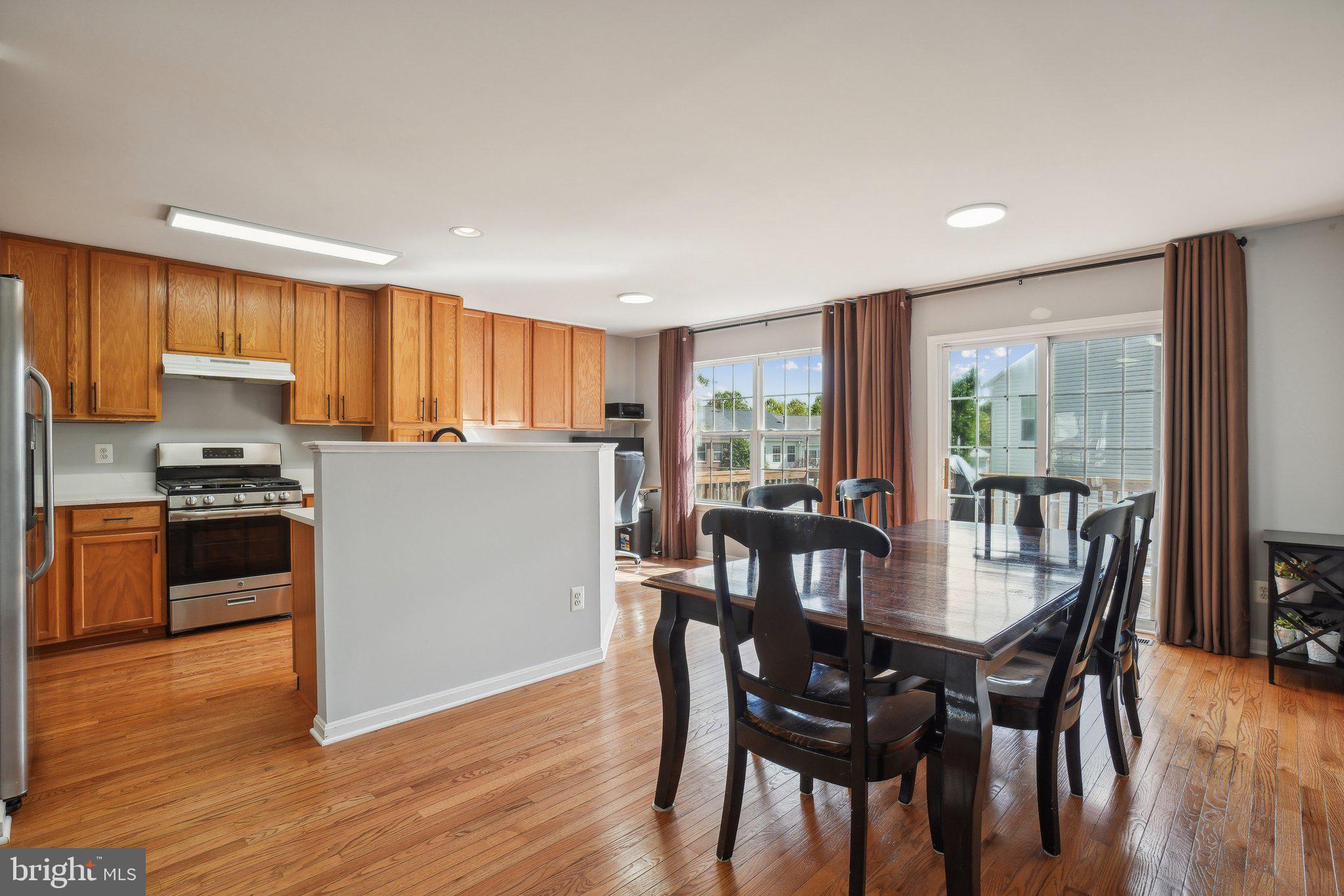 5015 BARNACLE PLACE