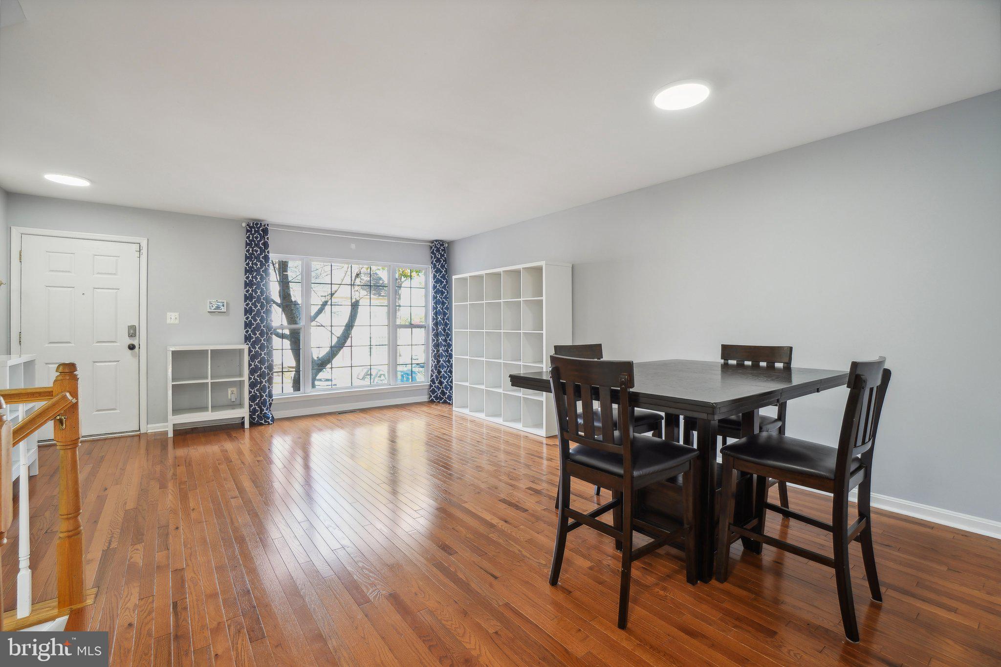 5015 BARNACLE PLACE