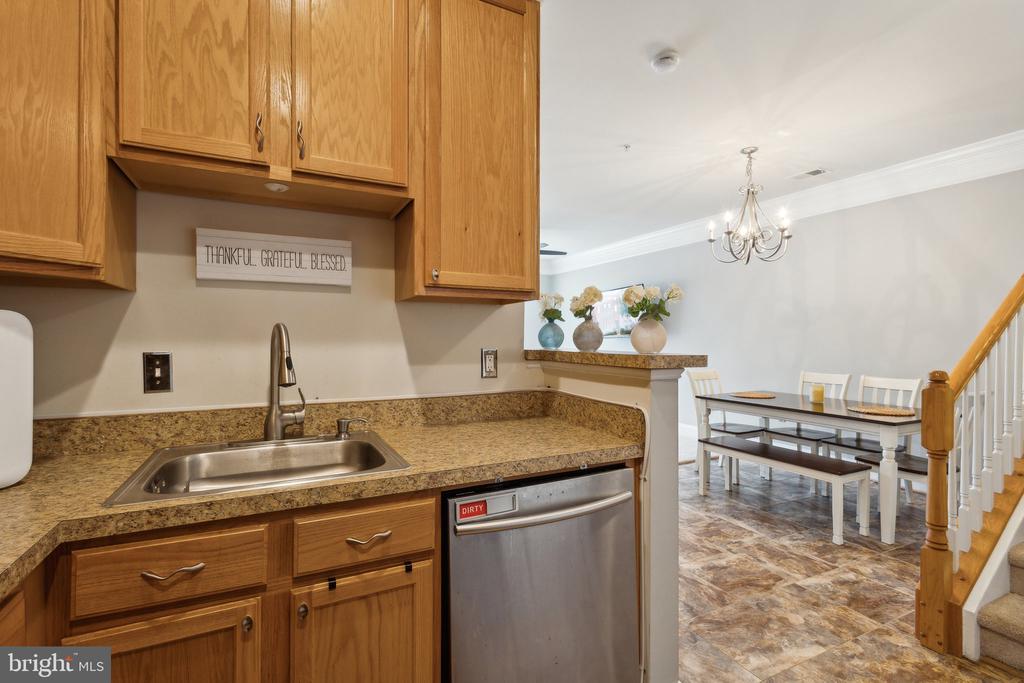 15211 LANCASHIRE DRIVE 364