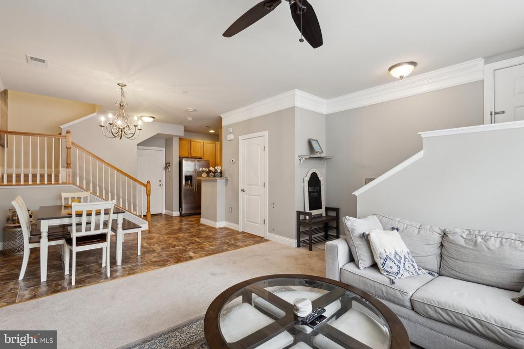 15211 LANCASHIRE DRIVE 364