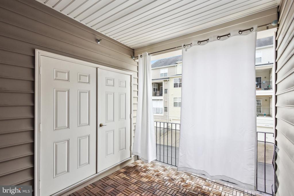 15211 LANCASHIRE DRIVE 364