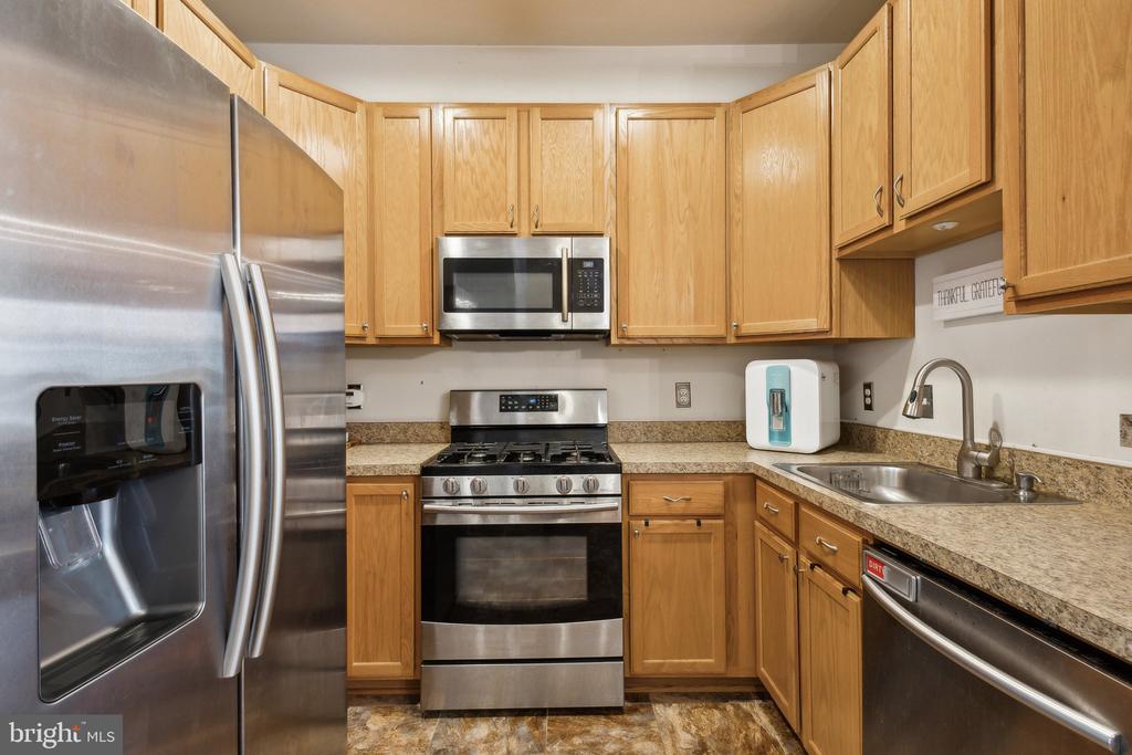 15211 LANCASHIRE DRIVE 364